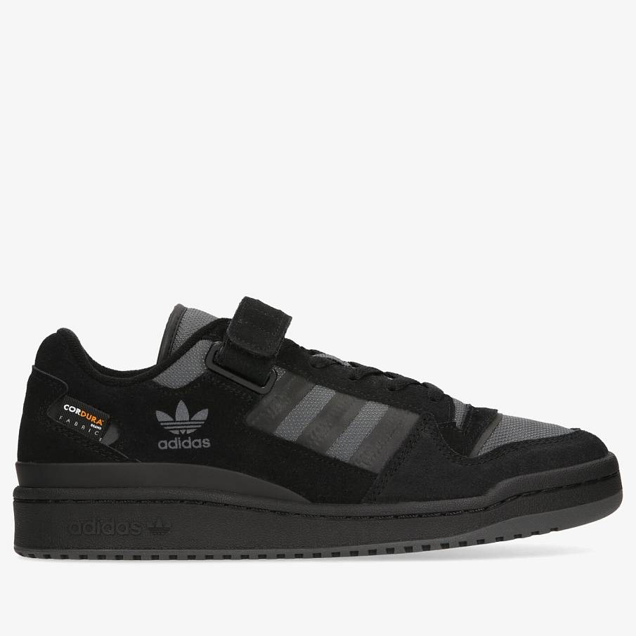 Фото № 1 с приближением к товару «‎Adidas Forum »