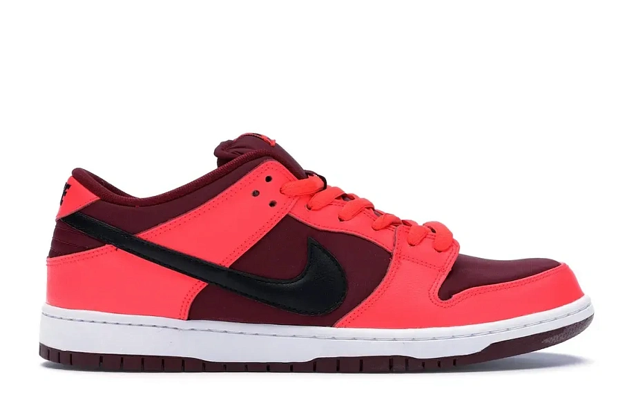 Фото № 1 с приближением к товару «‎Nike SB Dunk Low Laser Crimson»