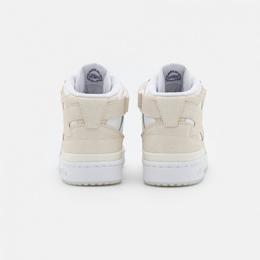 Фото № 4 с приближением к товару «‎Adidas Forum »