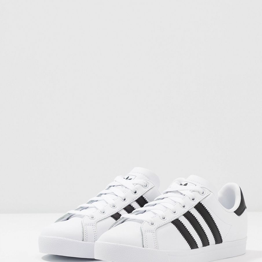 Фото № 3 с приближением к товару «‎Adidas Coast Star »