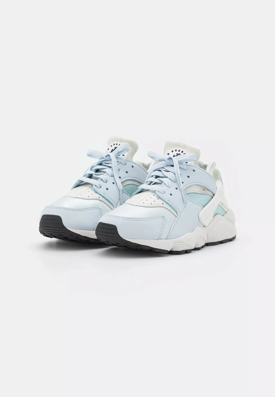 Фото № 4 с приближением к товару «‎AIR HUARACHE»