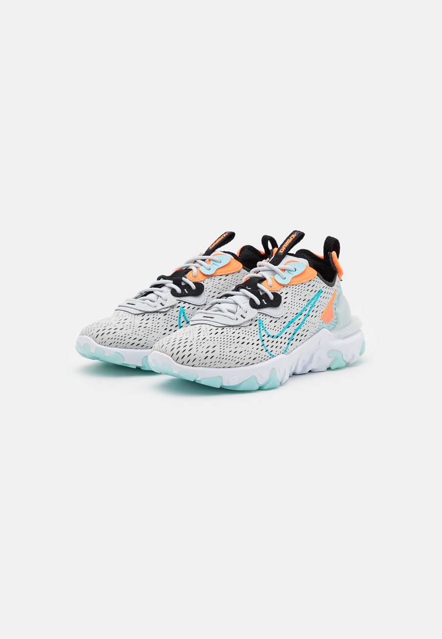 Фото № 2 с приближением к товару «‎Nike React Vision »