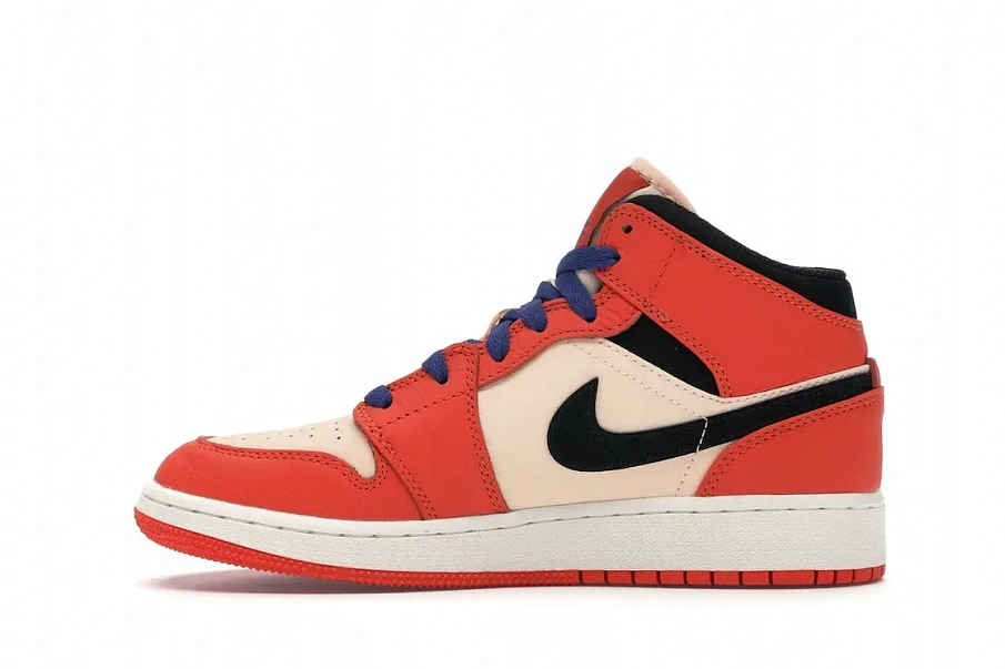 Фото № 3 с приближением к товару «‎Jordan 1 Mid Team Orange Black »