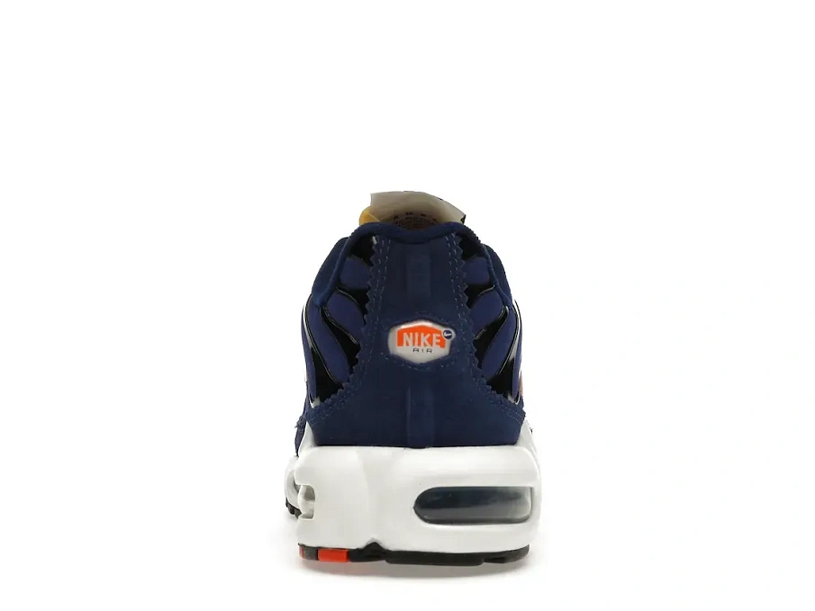 Фото № 4 с приближением к товару «‎Nike Air Max Plus SE Air Max Running Club»