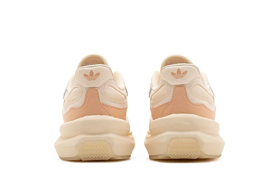 Фото № 5 с приближением к товару «‎Adidas originals Zentic WMNS Creamy»