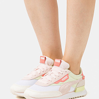 Фото № 2 с приближением к товару «‎Puma Future Rider Interest »