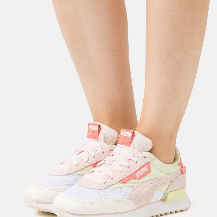 Фото № 2 с приближением к товару «‎Puma Future Rider Interest »