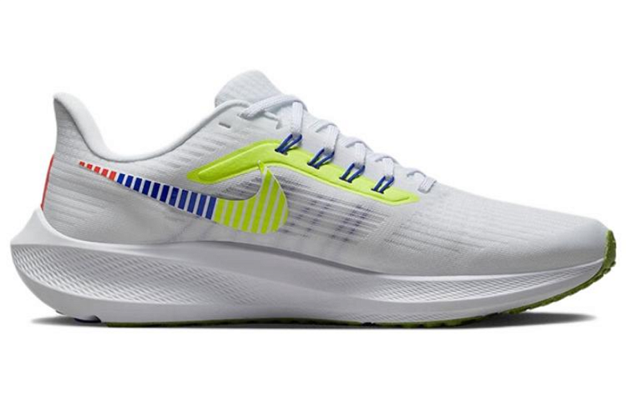 Фото № 2 с приближением к товару «‎ Nike Air Zoom Pegasus 39 Running shoes»