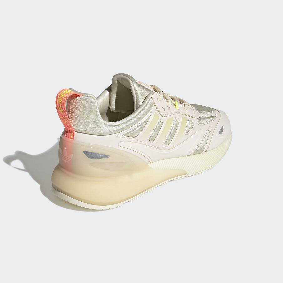 Фото № 3 с приближением к товару «‎Adidas Boost »