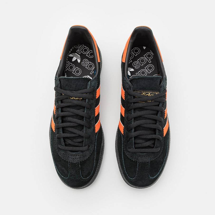 Фото № 4 с приближением к товару «‎Adidas Spezial »