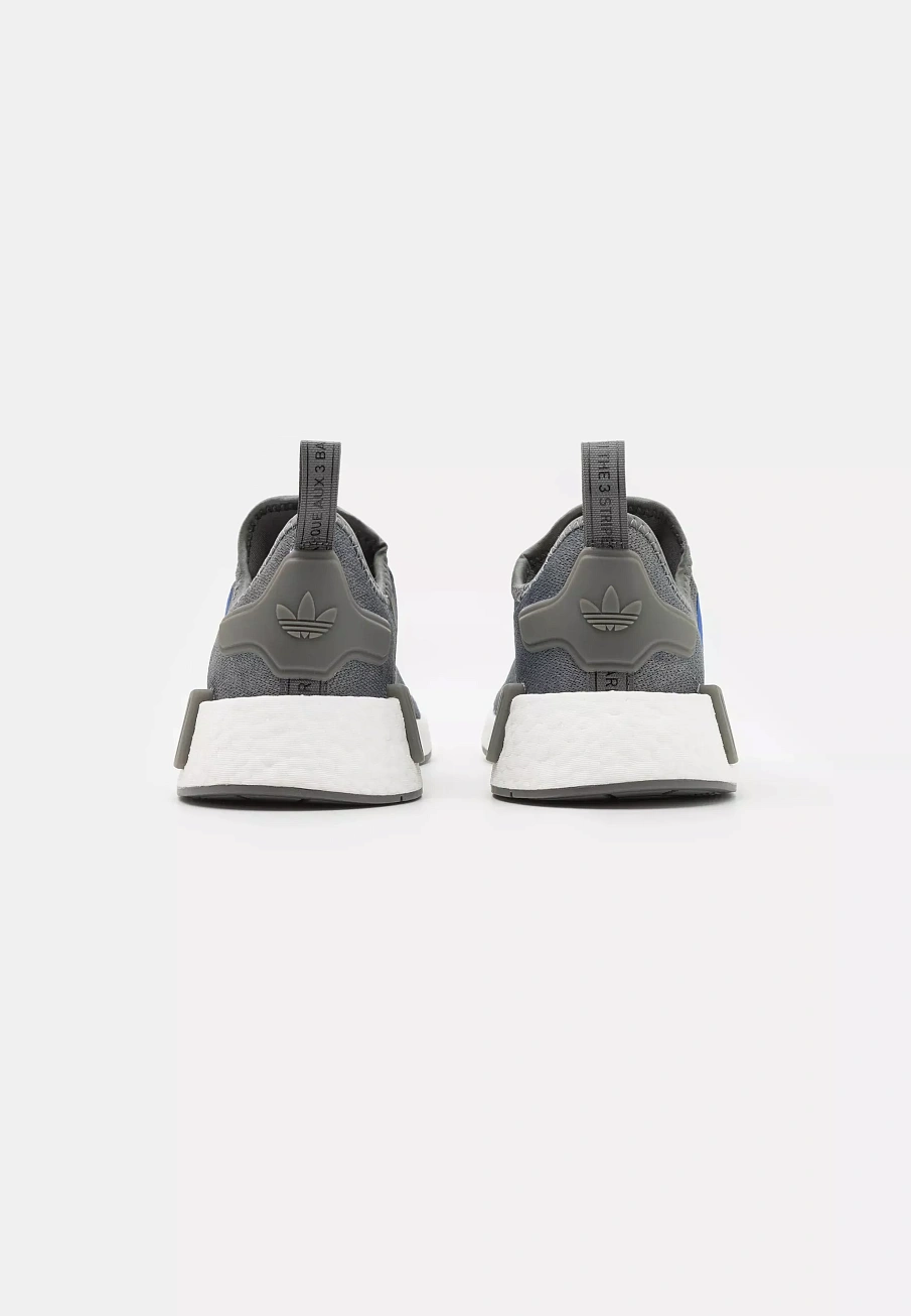 Фото № 4 с приближением к товару «‎NMD_R1 UNISEX»