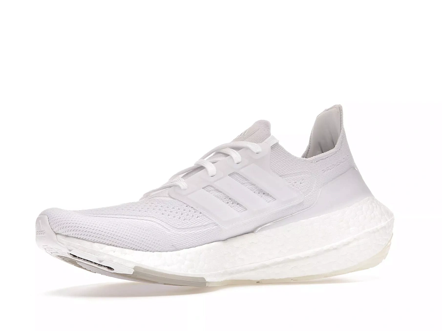 Фото № 3 с приближением к товару «‎adidas Ultra Boost 21 Triple White»