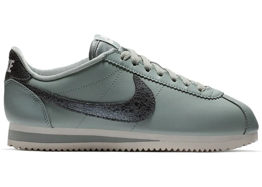 Фото № 1 с приближением к товару «‎Nike Classic Cortez Light Pumice »