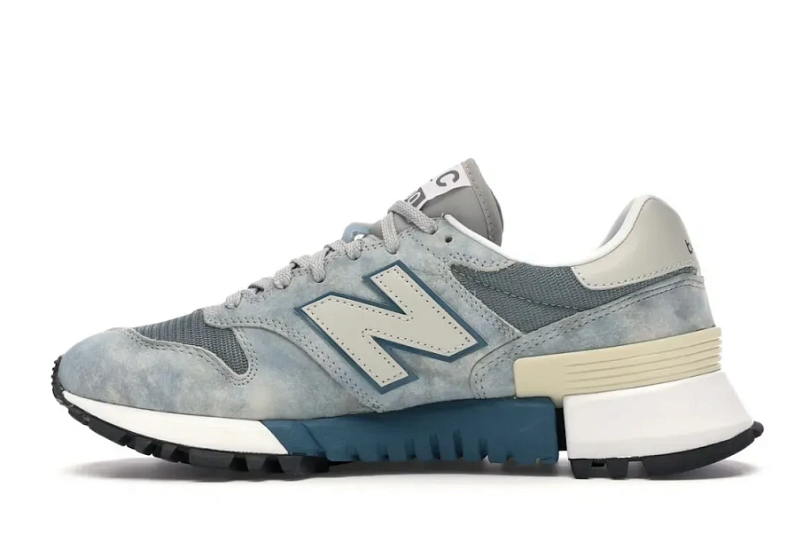 Фото № 3 с приближением к товару «‎New Balance RC_1300»