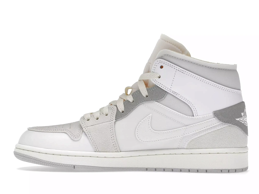 Фото № 4 с приближением к товару «‎Jordan 1 Mid SE Craft Inside Out White Grey»