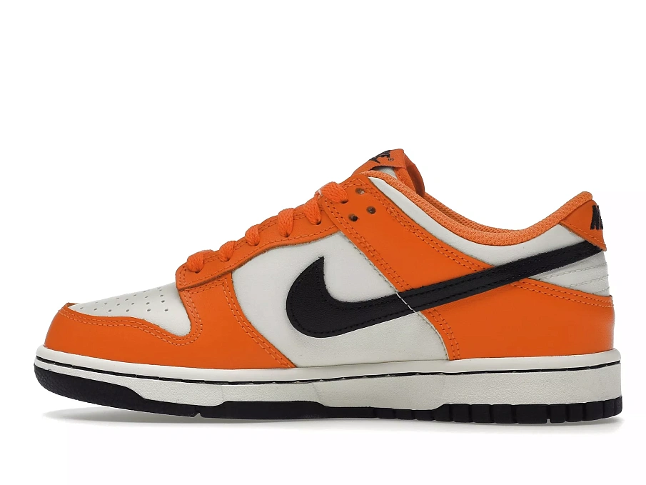 Фото № 5 с приближением к товару «‎Nike Dunk Low Halloween (2022) »