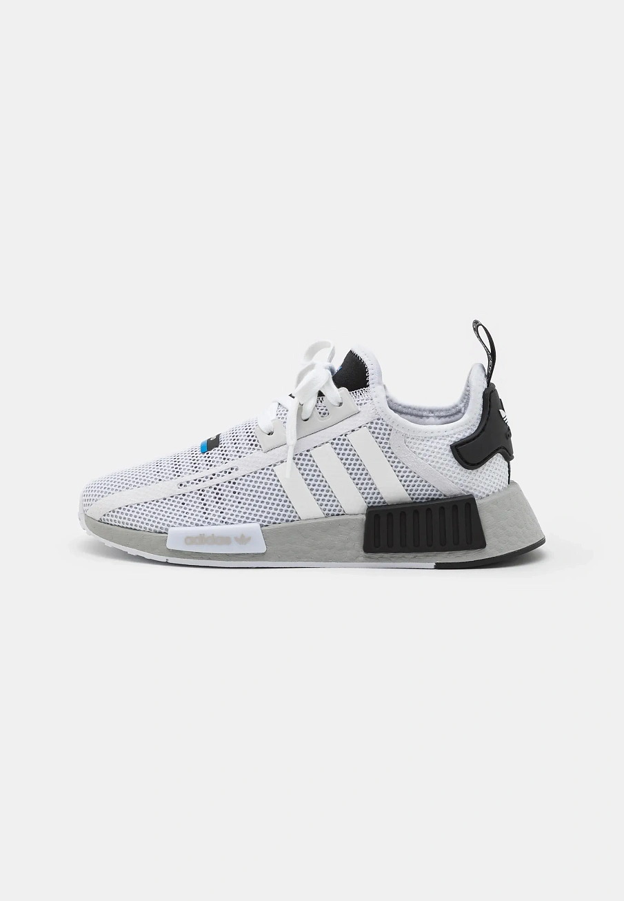 Фото № 1 с приближением к товару «‎NMD_R1 UNISEX»