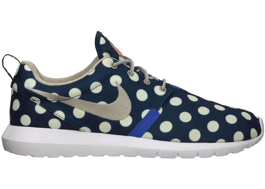 Фото № 1 с приближением к товару «‎Nike Roshe Run NYC (2014)»