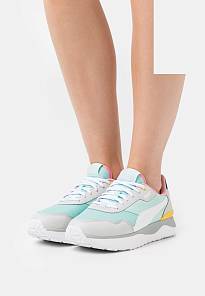 Фото № 2 с приближением к товару «‎Puma R78 Voyage »
