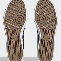 Фото № 4 с приближением к товару «‎Adidas Nizza HI RF »