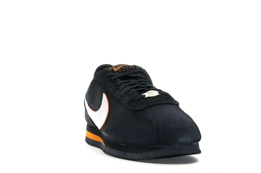 Фото № 4 с приближением к товару «‎Nike Cortez Day of the Dead (2019)»