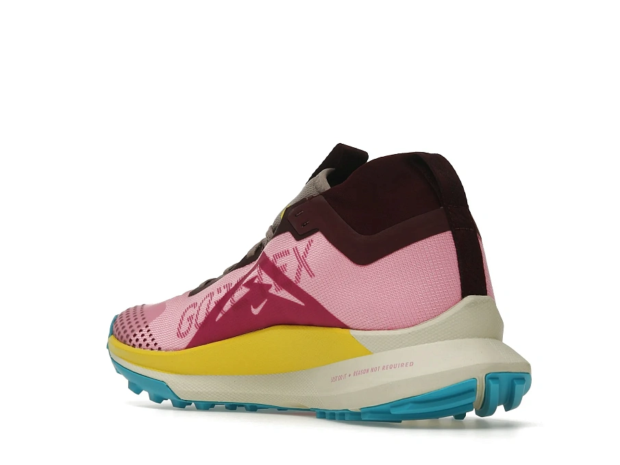 Фото № 6 с приближением к товару «‎Nike Pegasus Trail 4 Gore-Tex Night Maroon Coconut Milk Active Fuchsia »