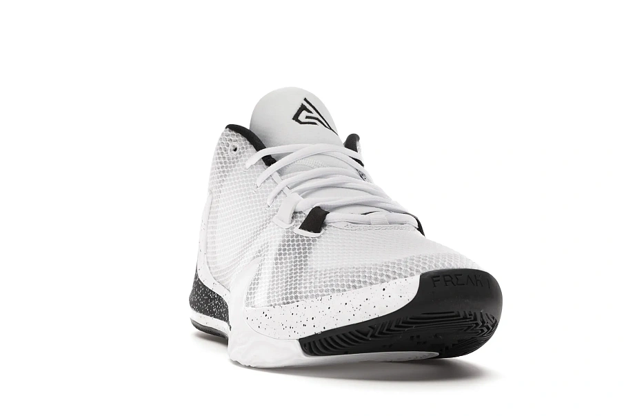Фото № 2 с приближением к товару «‎Nike Zoom Freak 1 White Black»