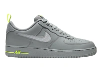 Фото № 1 с приближением к товару «‎Nike Air Force 1 Low Cut Out Swoosh Particle Grey Volt»