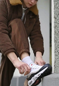 Фото № 3 с приближением к товару «‎W AIR MAX 95 ESS»