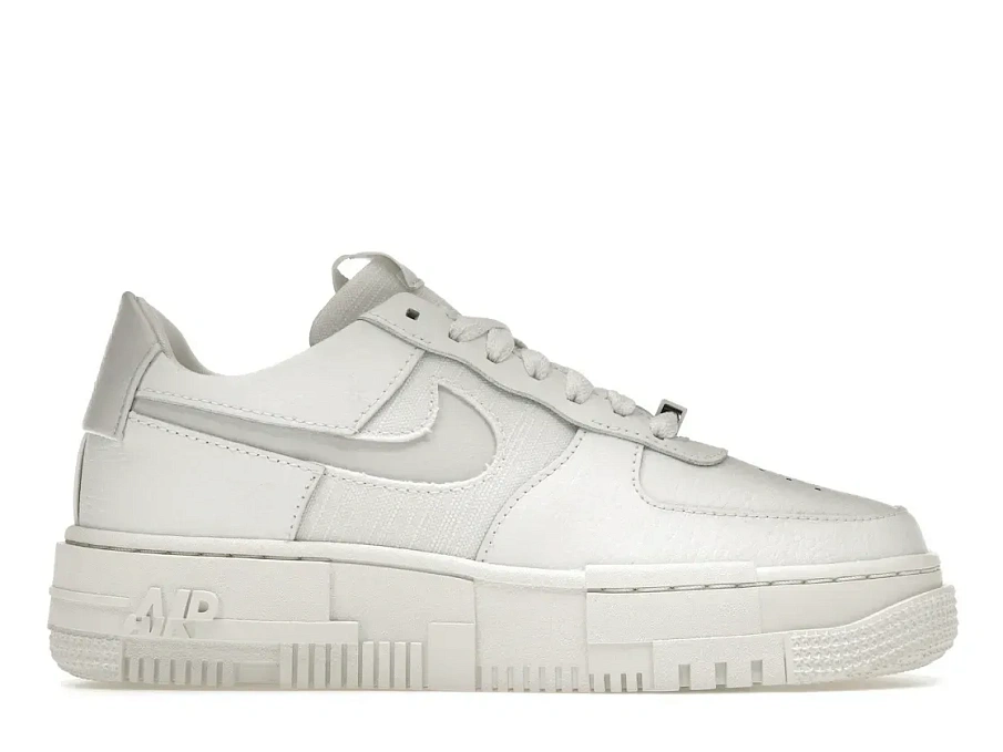 Фото № 1 с приближением к товару «‎Nike Air Force 1 Low Pixel Summit White »