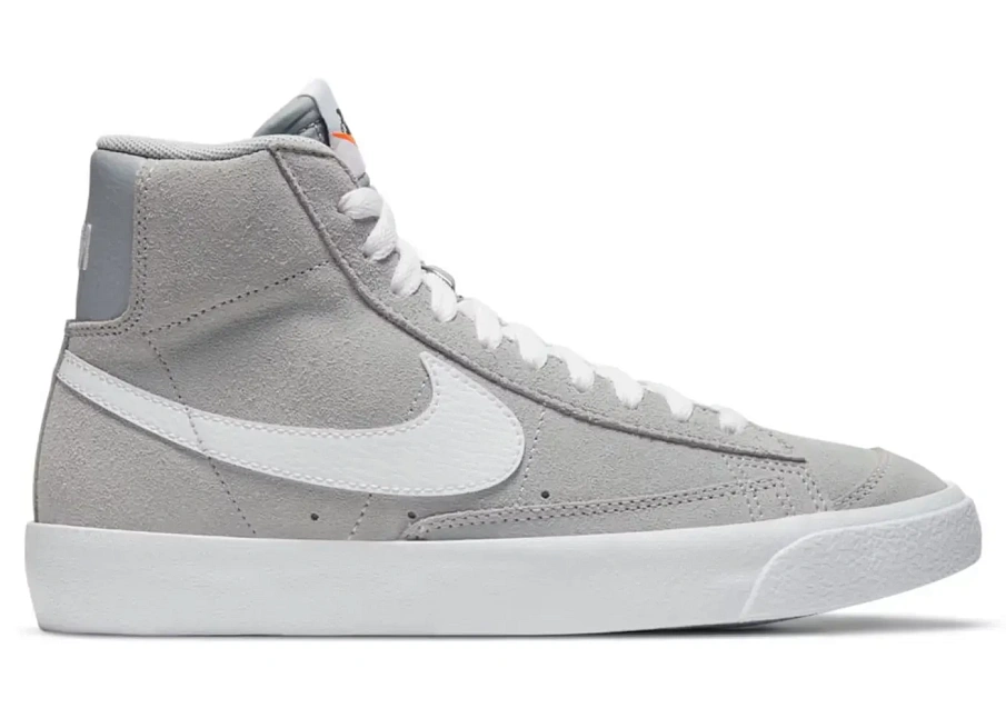 Фото № 1 с приближением к товару «‎Nike Blazer Mid 77»