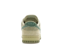 Фото № 4 с приближением к товару «‎Nike Dunk Low»