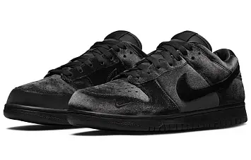 Dover Street Market Nike Dunk Low "Triple Black - 4