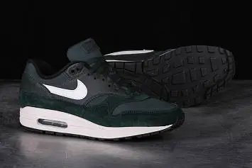Nike Air Max 1 Outdoor  - 2