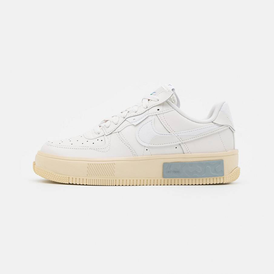 Фото № 1 с приближением к товару «‎Nike Air Force 1 Fontanka »