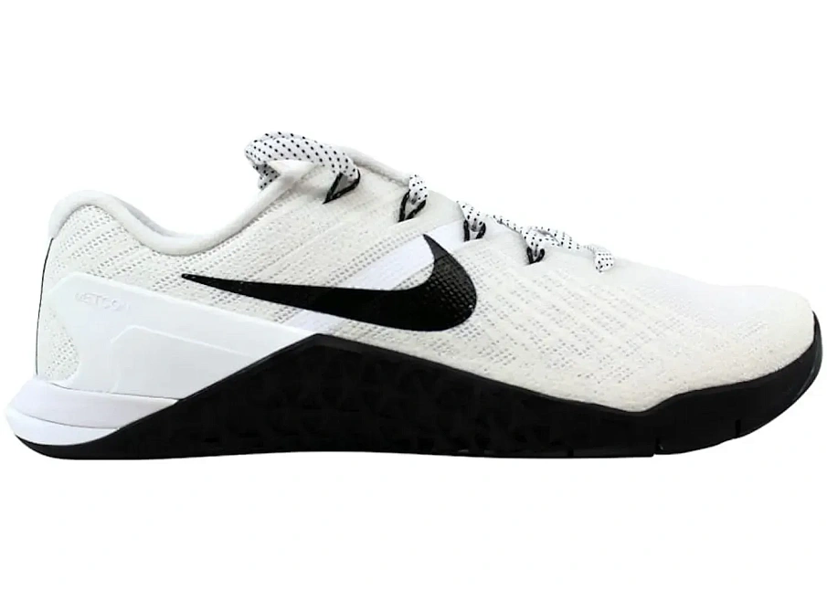 Фото № 1 с приближением к товару «‎Nike Metcon 3 White/Black »