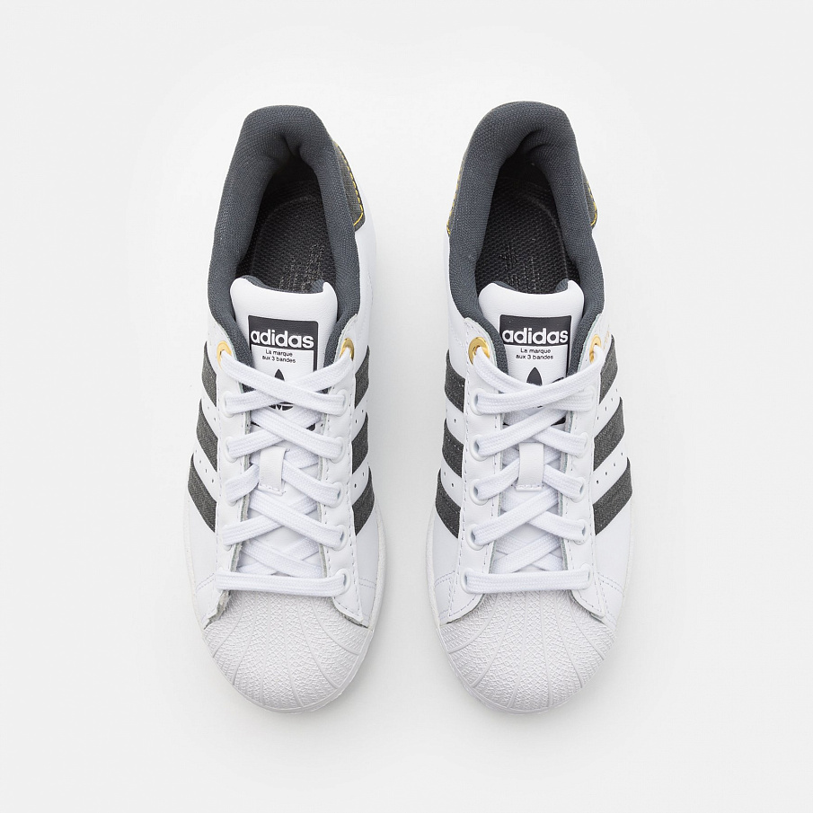 Фото № 4 с приближением к товару «‎Adidas Superstar »