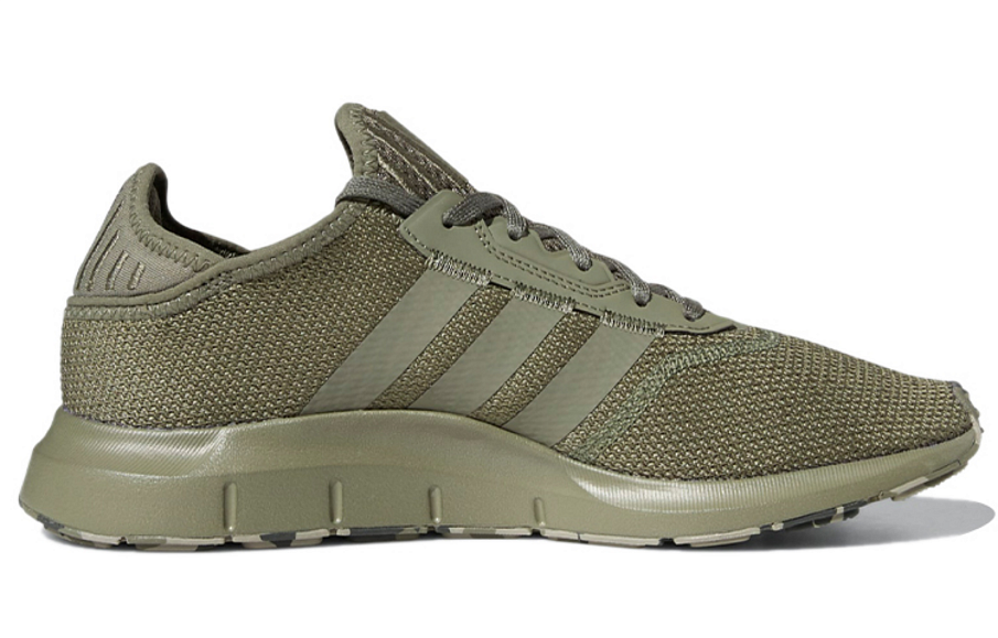 Фото № 2 с приближением к товару «‎adidas originals Swift Run X Green»
