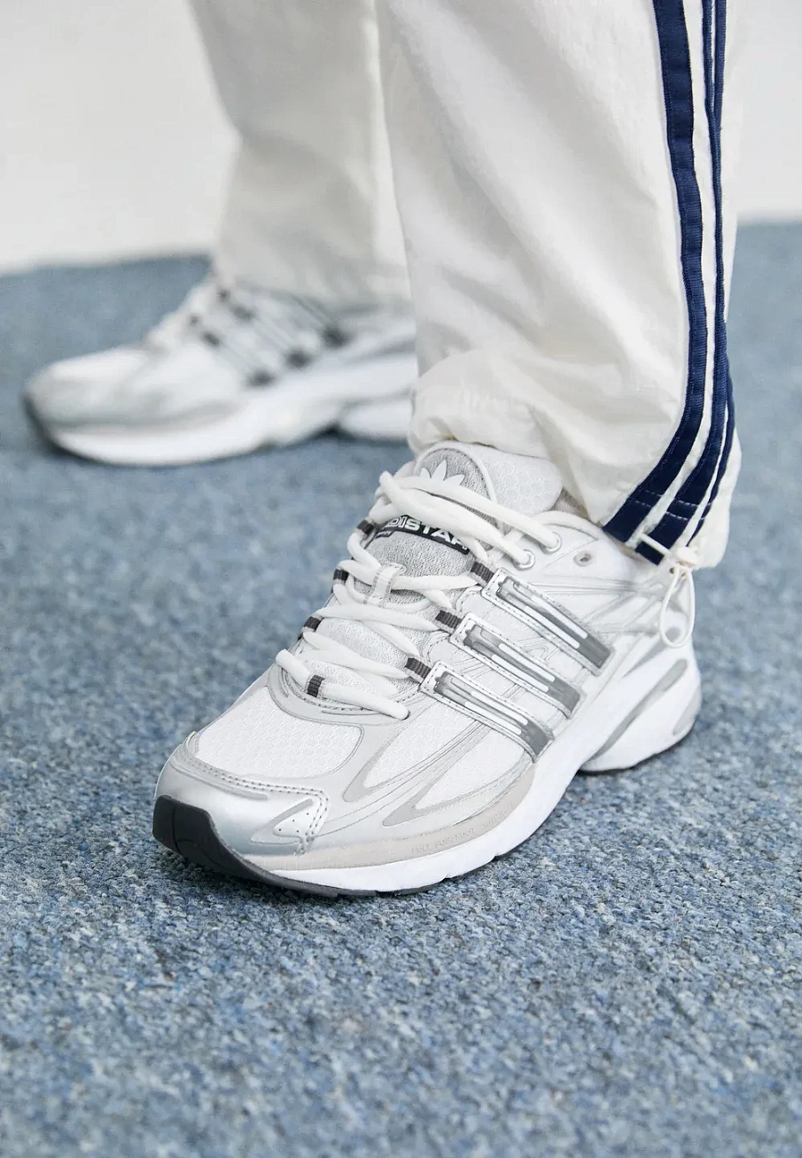 Фото № 2 с приближением к товару «‎ADISTAR CUSHION»