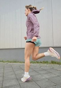 Фото № 1 с приближением к товару «‎GEL-KAYANO 31»