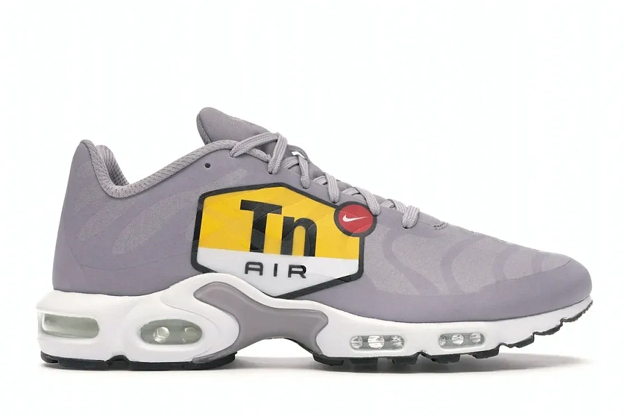 Фото № 1 с приближением к товару «‎Nike Air Max Plus Big Logo Wolf Grey»