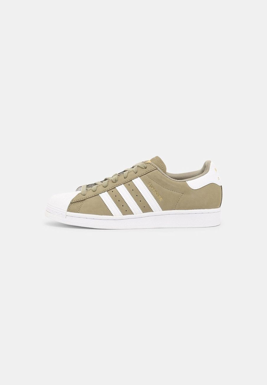 Фото № 1 с приближением к товару «‎Adidas Superstar »