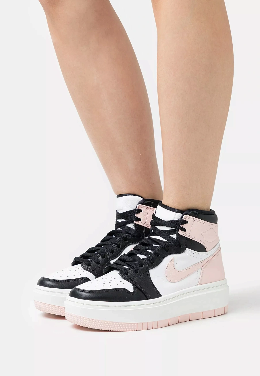 Фото № 1 с приближением к товару «‎AIR JORDAN 1 ELEVATE MID»