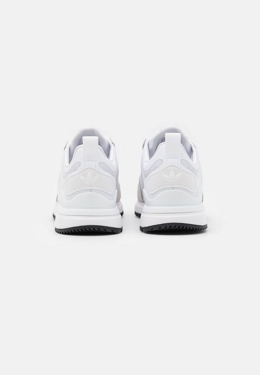 Фото № 3 с приближением к товару «‎Adidas Zx 700 Hd Shoes »