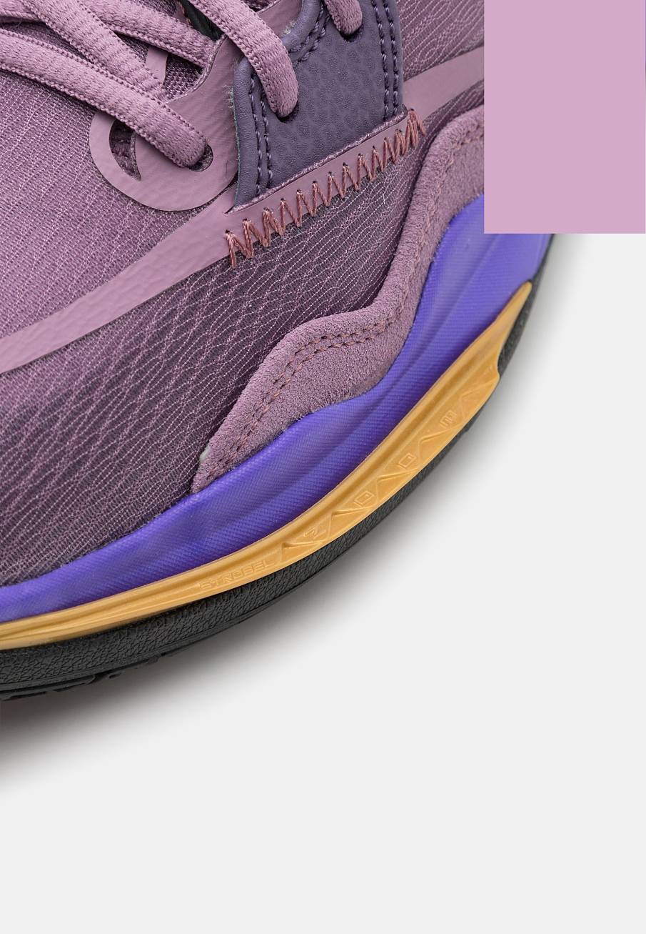 Фото № 5 с приближением к товару «‎Nike Kyrie 8»