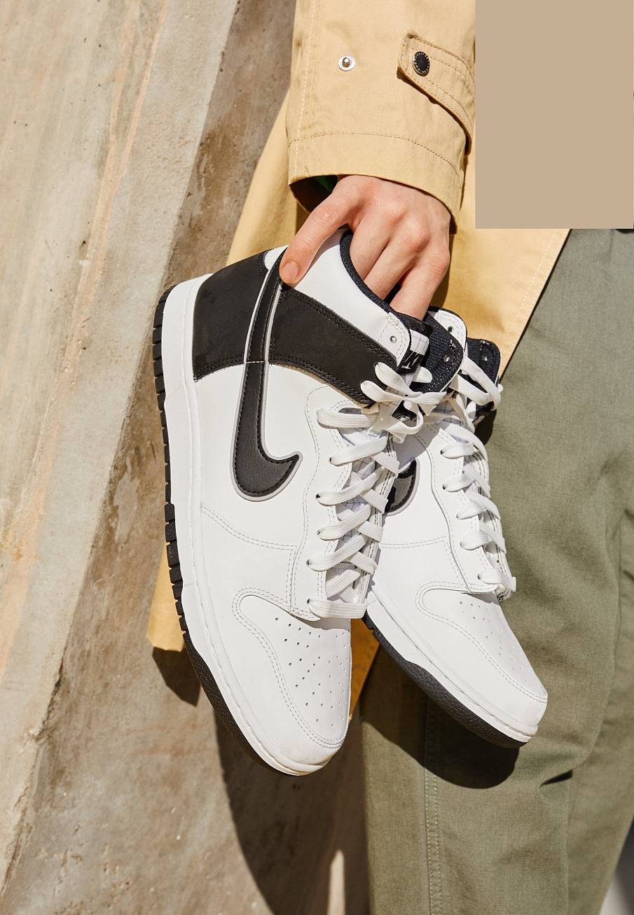Фото № 2 с приближением к товару «‎Nike Dunk Retro »
