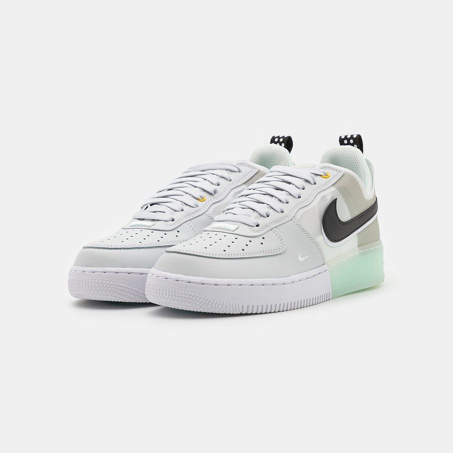 Фото № 2 с приближением к товару «‎Nike Air Force 1 React »