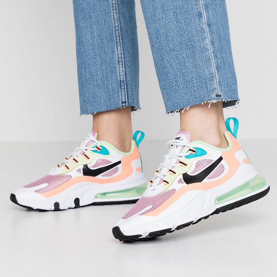 Фото № 1 с приближением к товару «‎Nike Air Max 270 React »