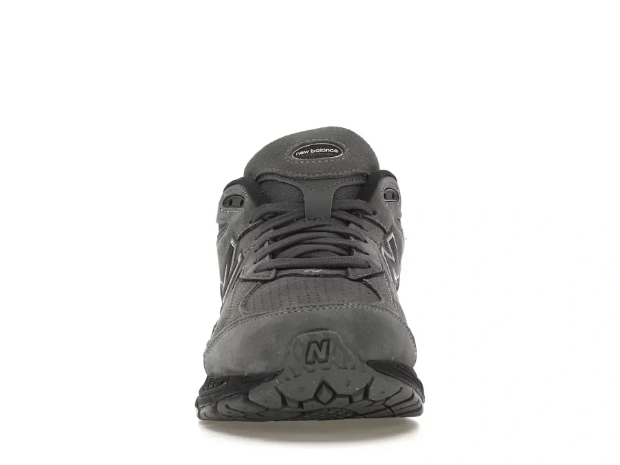 Фото № 2 с приближением к товару «‎New Balance 2002R»