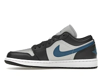 Фото № 3 с приближением к товару «‎Jordan 1 Low»